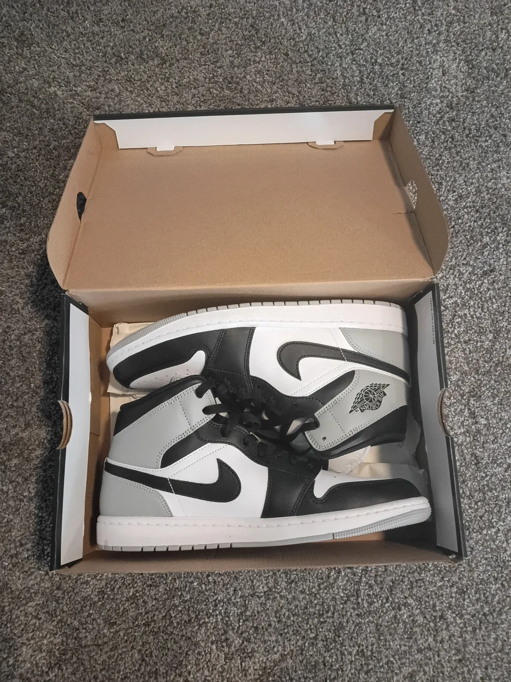 Nike Jordan Air Jordan 1 Mid Barons Black White Gray Mens Size 11